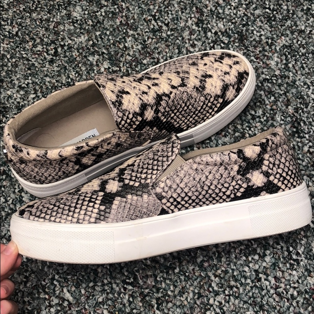 steve madden slide ons